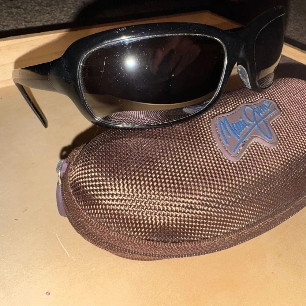 Maui Jim Lagoon Sunglasses MJ-189-02 Gloss Black Mens Polarized Wrap Italy Rare